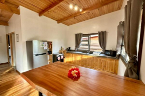 Fare Te Ava - Comfy cabin w Private Beach Access